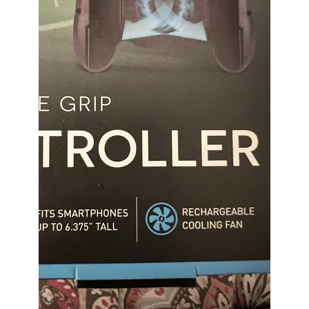 Smart Gear Smart Phone Grip Game Controller New In Box Adjustable Mount Fan Cool